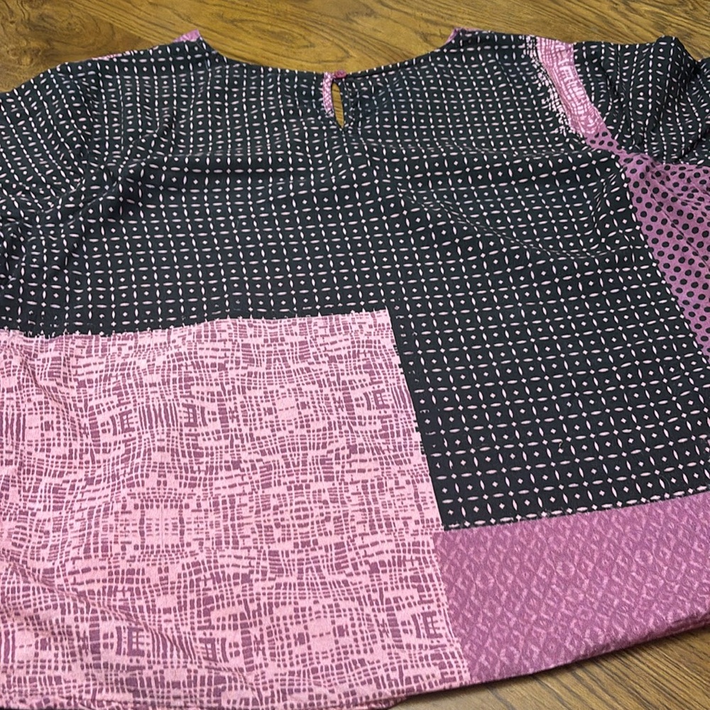 CREAM Patchwork Top - Picture 8 of 10